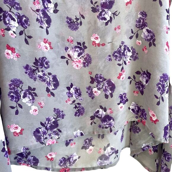 Torrid Fog & Floral Semi Sheer Purple Top - Picture 7 of 8